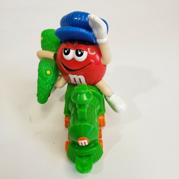 m&m's Red Christmas Train Series 1 Engine With Tree Topper 3 1/2 Inches Tall - Picture 4 of 5